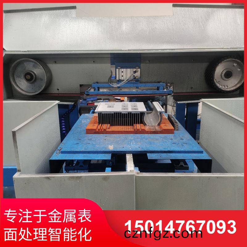 鋁材直(zhi)紋(wen)拉絲(si)機定(ding)製
